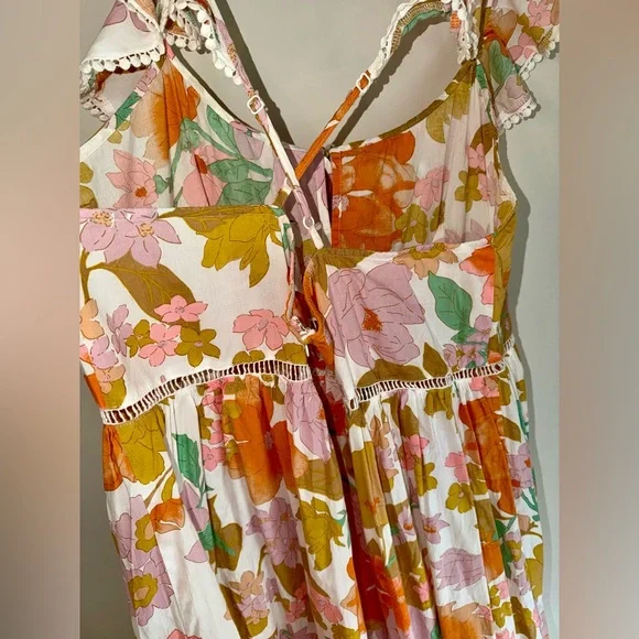 ASOS DESIGN curve ruffle maxi sundress featuring a retro floral print - size 16 - Picture 12 of 15